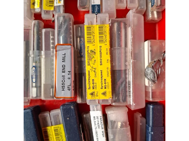 Ca. 210x diverse machinetaps - afbeelding 5 van  24