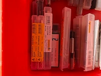 Ca. 210x diverse machinetaps - afbeelding 12 van  24