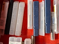Ca. 210x diverse machinetaps - afbeelding 22 van  24