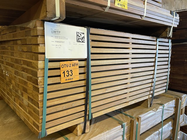 Ca. 210x guyana ipé planken geschaafd, 25x70mm, lengte 125cm - afbeelding 4 van  4