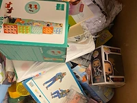 Ca. 212x speelgoed, knutselen en handelsgoederen, cricut, ses, funko etc. - afbeelding 4 van  4