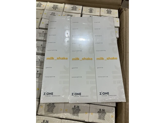 Ca. 213x milkshake haarverf, z-one - afbeelding 1 van  7