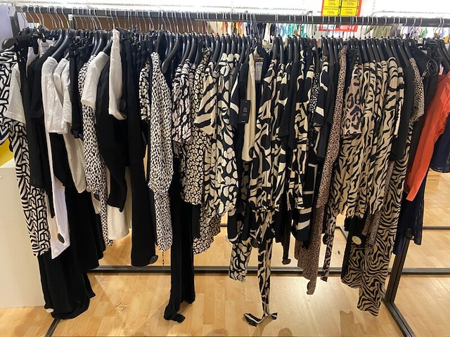 Ca. 214x tops, rokken en jurken, kaffe, vero moda, only, m-l - afbeelding 1 van  3