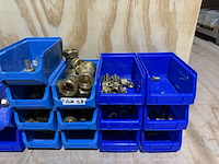 Ca. 21x assortimentsbak met diverse messing koppelingen - afbeelding 5 van  12