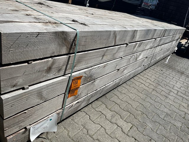 Ca. 21x douglas balken fijnbezaagd, 150x150mm, lengte 500cm - afbeelding 2 van  3