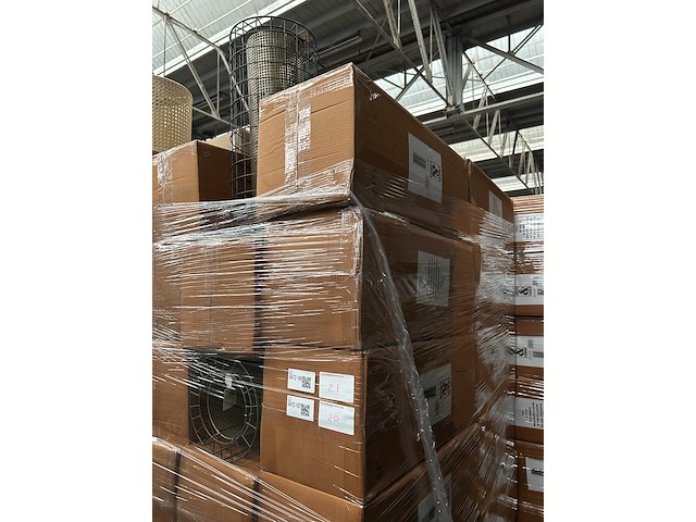 Ca. 21x hanglamp/lampenkap metaal crate & cargo - afbeelding 1 van  4