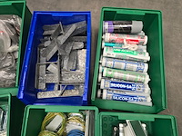 Ca. 21x magazijnbakken inclusief inhoud kruizinga, partij - afbeelding 2 van  12
