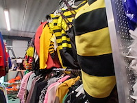 Ca. 21x partij verkleedkleding - afbeelding 1 van  5