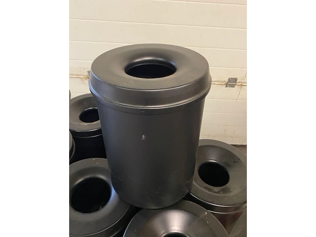 Ca. 21x vlam dovende afvalbakken, rond, 15 liter - afbeelding 3 van  5