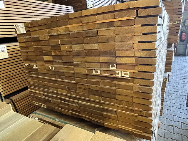 Ca. 220x guyana ipé planken geschaafd, 25x90mm, lengte 100cm - afbeelding 3 van  4