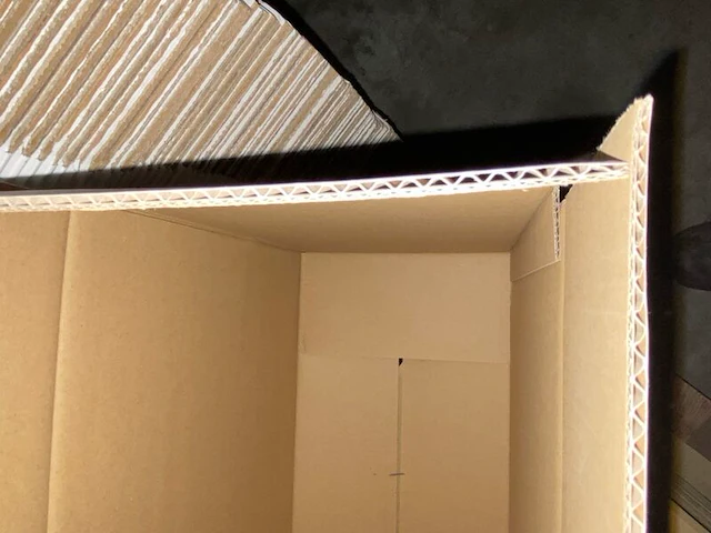 Ca. 220x verzenddozen, dubbelgolf, wit, 48x23x35cm - afbeelding 3 van  4