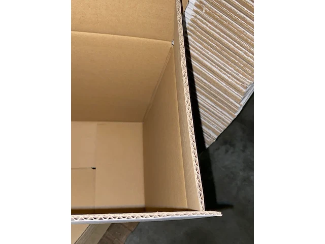 Ca. 220x verzenddozen, dubbelgolf, wit, 48x23x35cm - afbeelding 3 van  4