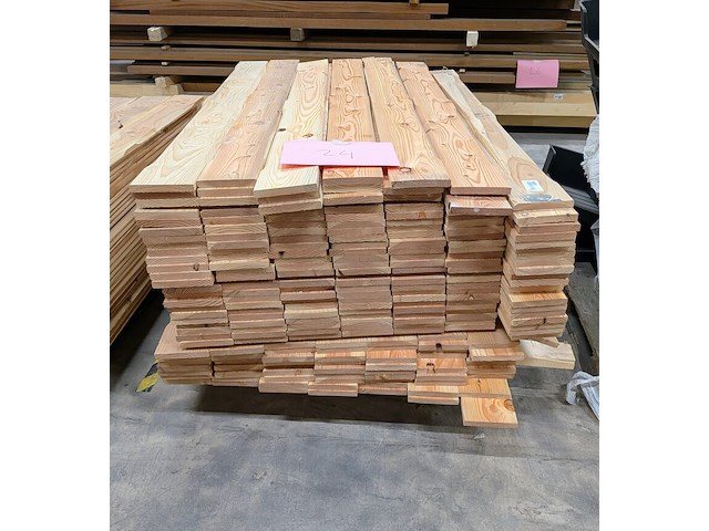 Ca. 221x douglas geschaafd - afbeelding 1 van  8