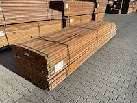 Ca. 222x guyana teak latten fijnbezaagd, 31x50mm, lengte 106/430cm, 116/460cm - afbeelding 3 van  3
