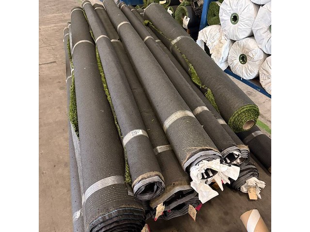 Ca. 227,97m2 kunstgras, 24 mm hoog, groen - afbeelding 3 van  3