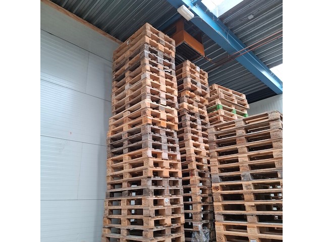 Ca. 227x diverse pallets - afbeelding 3 van  13