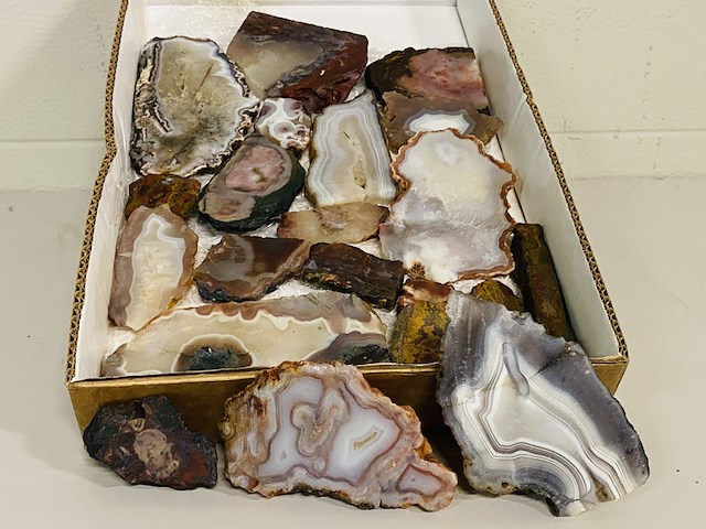 Ca. 22x agaat / chalcedoon plakken - afbeelding 1 van  6