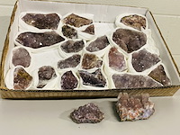 Ca. 22x amethist brokken - afbeelding 1 van  6