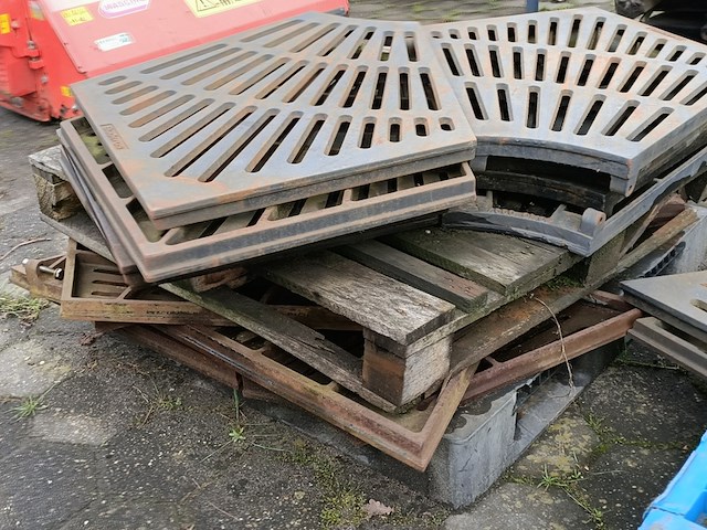Ca. 22x boomkrans element, buderus - afbeelding 5 van  8