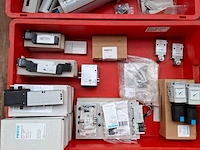 Ca. 22x diverse magneetventiel met 3x drukregelaar festo - afbeelding 6 van  13