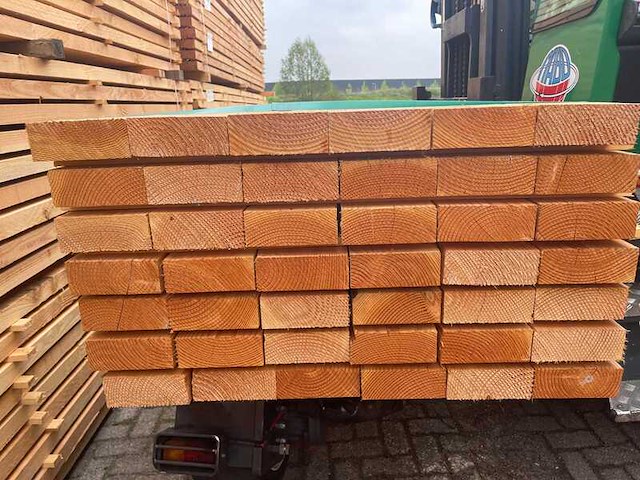 Ca. 22x douglas balken fijnbezaagd, 75x175mm, lengte 300cm - afbeelding 2 van  4