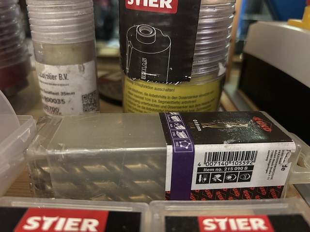 Ca. 22x installatie- en schakelmateriaal, w.o. eaton, lenox, stier - afbeelding 5 van  13