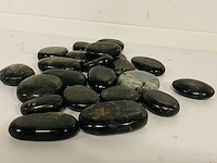 Ca. 22x labradoriet handsteen - afbeelding 2 van  4