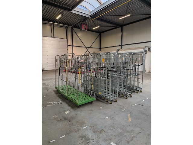 Ca. 22x rolcontainer - afbeelding 1 van  7