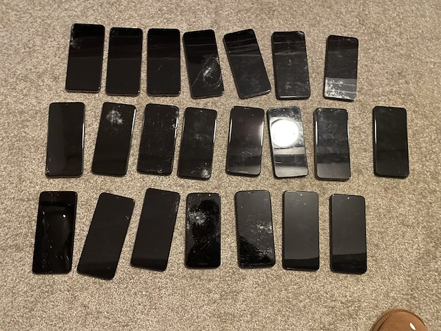 Ca. 22x samsung smartphone - afbeelding 1 van  9