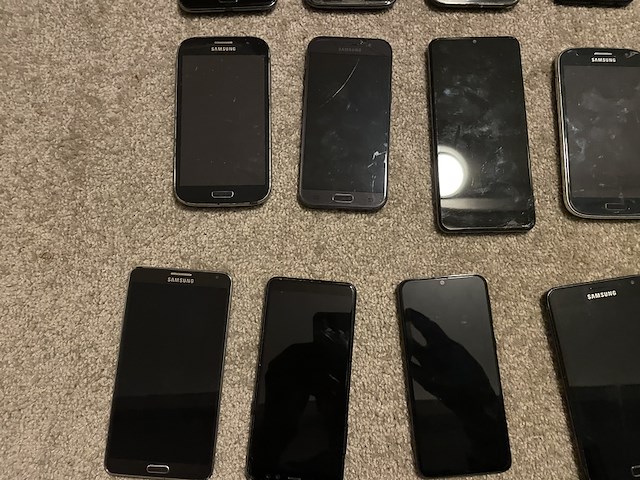 Ca. 22x samsung smartphone - afbeelding 3 van  9