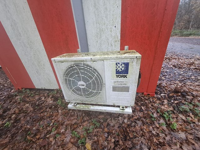 Ca. 22x shelter, menert, ils - afbeelding 27 van  79