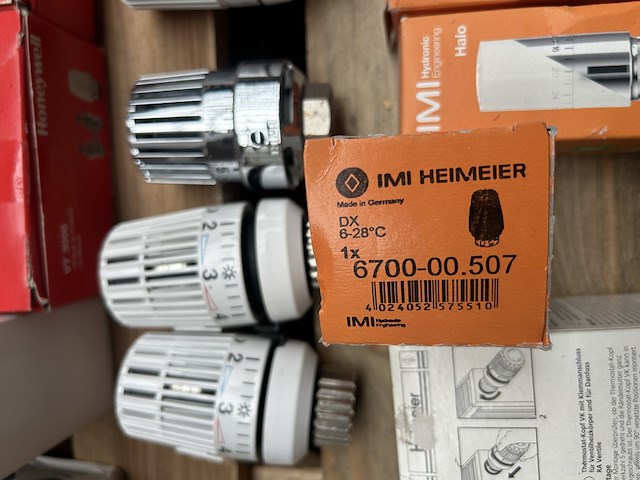 Ca. 22x thermostaatkop, w.o. honeywell, imi heimeier - afbeelding 5 van  7