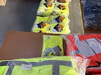 Ca. 230x diverse reflecterende werkkleding o.a. hydrowear - afbeelding 10 van  12