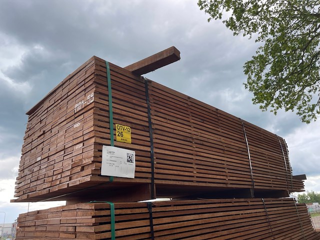 Ca. 230x guyana teak beschoeiingsplanken, 20x100mm, lengte 182/300cm, 48/350cm - afbeelding 4 van  4