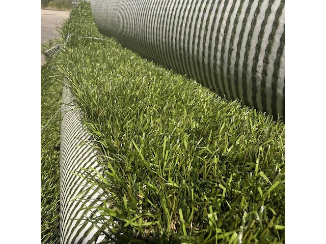 Ca. 23,2m2 kunstgras, 45 mm hoog, groen - afbeelding 2 van  3