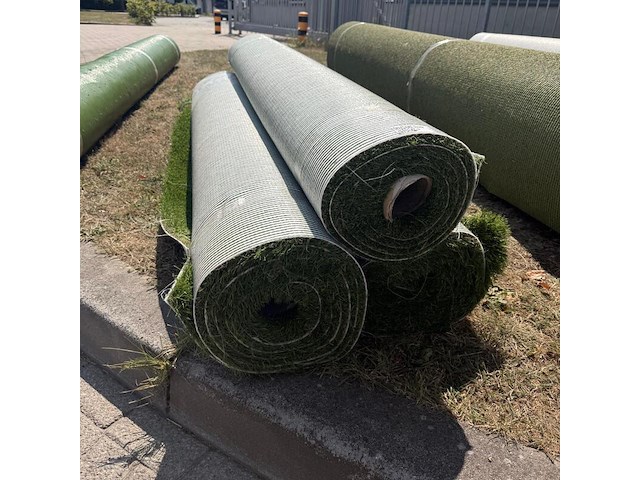 Ca. 23,2m2 kunstgras, 45 mm hoog, groen - afbeelding 3 van  3