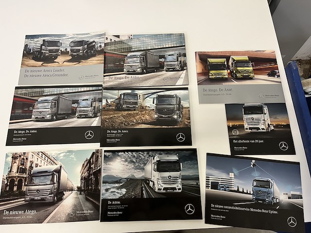 Ca. 235x brochure mercedes, mercedes - afbeelding 24 van  36