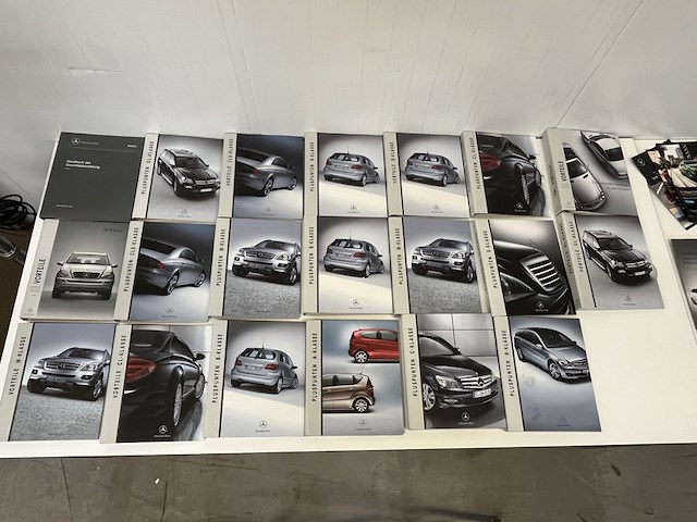 Ca. 235x brochure mercedes, mercedes - afbeelding 31 van  36