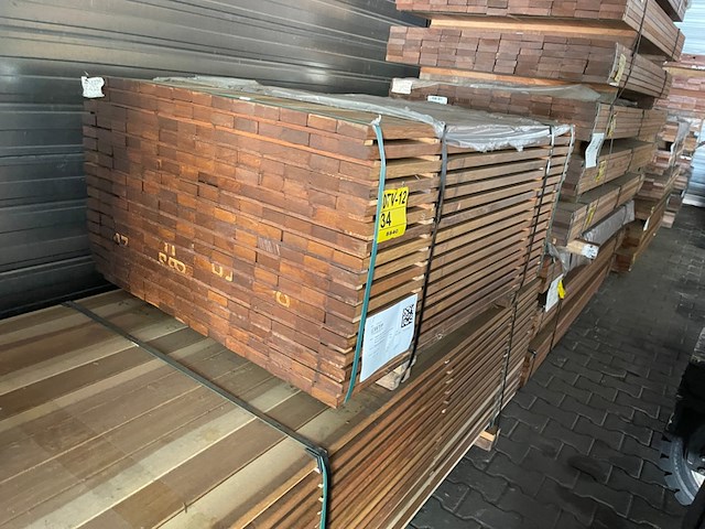 Ca. 238x guyana ipé planken geschaafd, 25x70mm, lengte 125cm - afbeelding 2 van  3