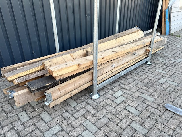 Ca. 23x houten gordingen - afbeelding 1 van  11