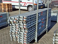 Ca. 23x o-roostervloer, layher, allround | 257x32 cm, in transportbok