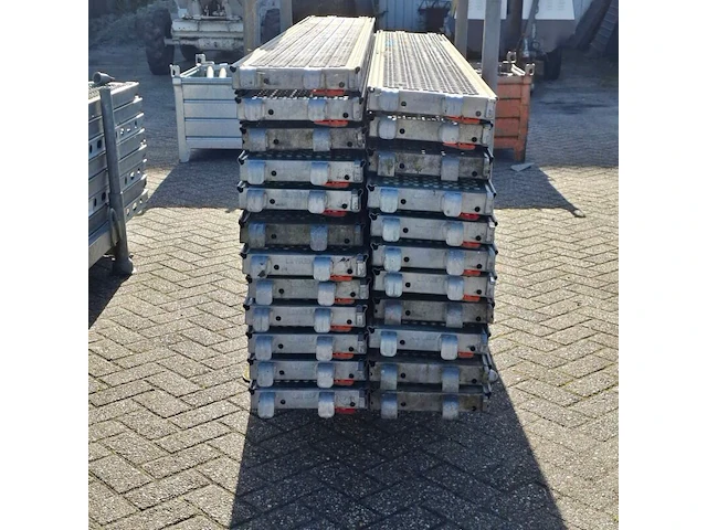 Ca. 23x o-roostervloer, layher, allround | 257x32 cm, in transportbok - afbeelding 4 van  6
