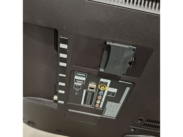 Ca. 23x televisies, o.a. samsung, philips, jvc, loewe, diverse soorten en maten - afbeelding 13 van  49