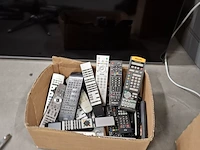 Ca. 23x televisies, o.a. samsung, philips, jvc, loewe, diverse soorten en maten - afbeelding 20 van  49