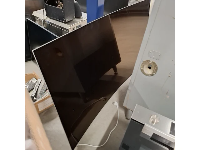 Ca. 23x televisies, o.a. samsung, philips, jvc, loewe, diverse soorten en maten - afbeelding 22 van  49