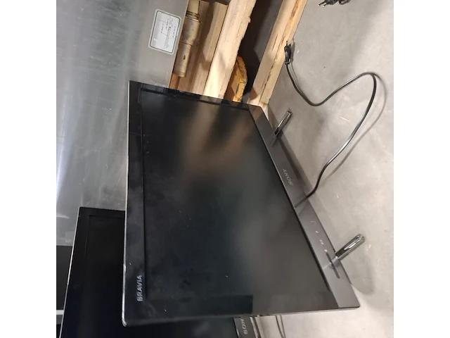 Ca. 23x televisies, o.a. samsung, philips, jvc, loewe, diverse soorten en maten - afbeelding 26 van  49