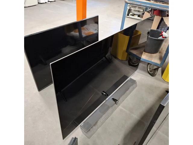 Ca. 23x televisies, o.a. samsung, philips, jvc, loewe, diverse soorten en maten - afbeelding 38 van  49