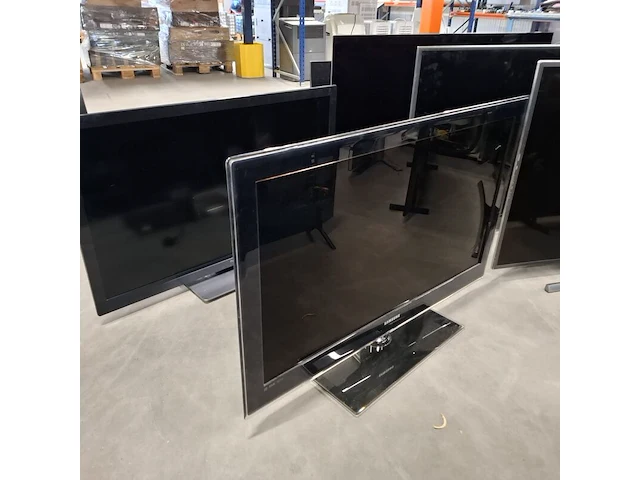 Ca. 23x televisies, o.a. samsung, philips, jvc, loewe, diverse soorten en maten - afbeelding 46 van  49