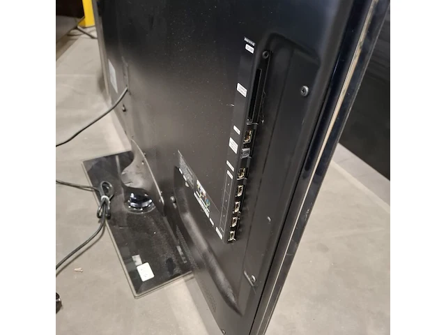 Ca. 23x televisies, o.a. samsung, philips, jvc, loewe, diverse soorten en maten - afbeelding 48 van  49
