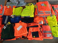 Ca. 240x diverse werkkleding - afbeelding 7 van  23